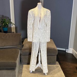 Men’s Tuxedo Rose Floral Jacquard 2 Piece Slim Fit Size 38 Jacket 34 Pants NWT